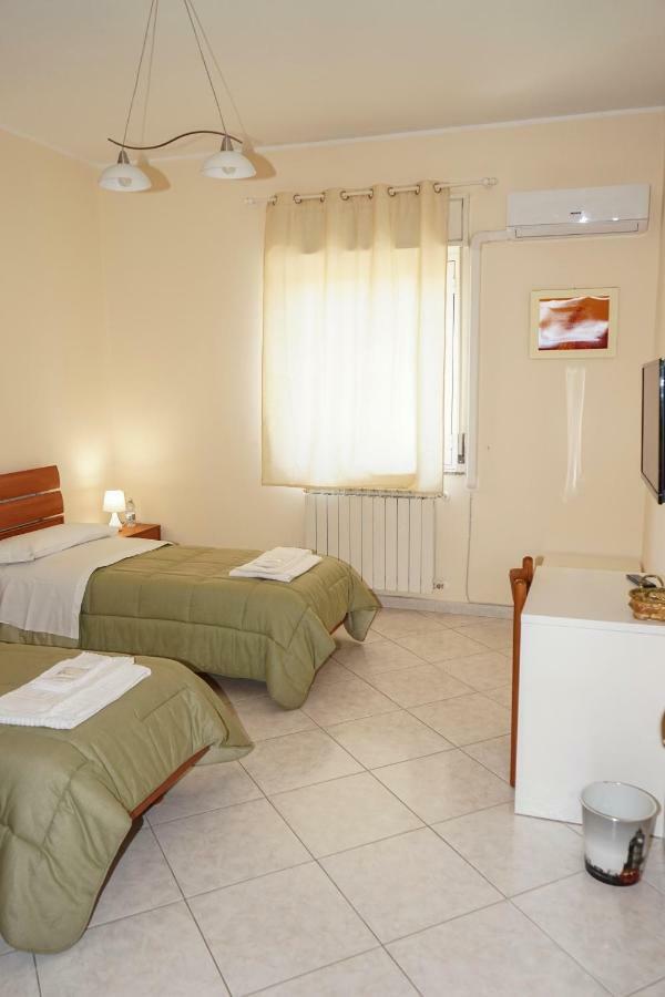 B&B San Francesco Nicosia Bagian luar foto