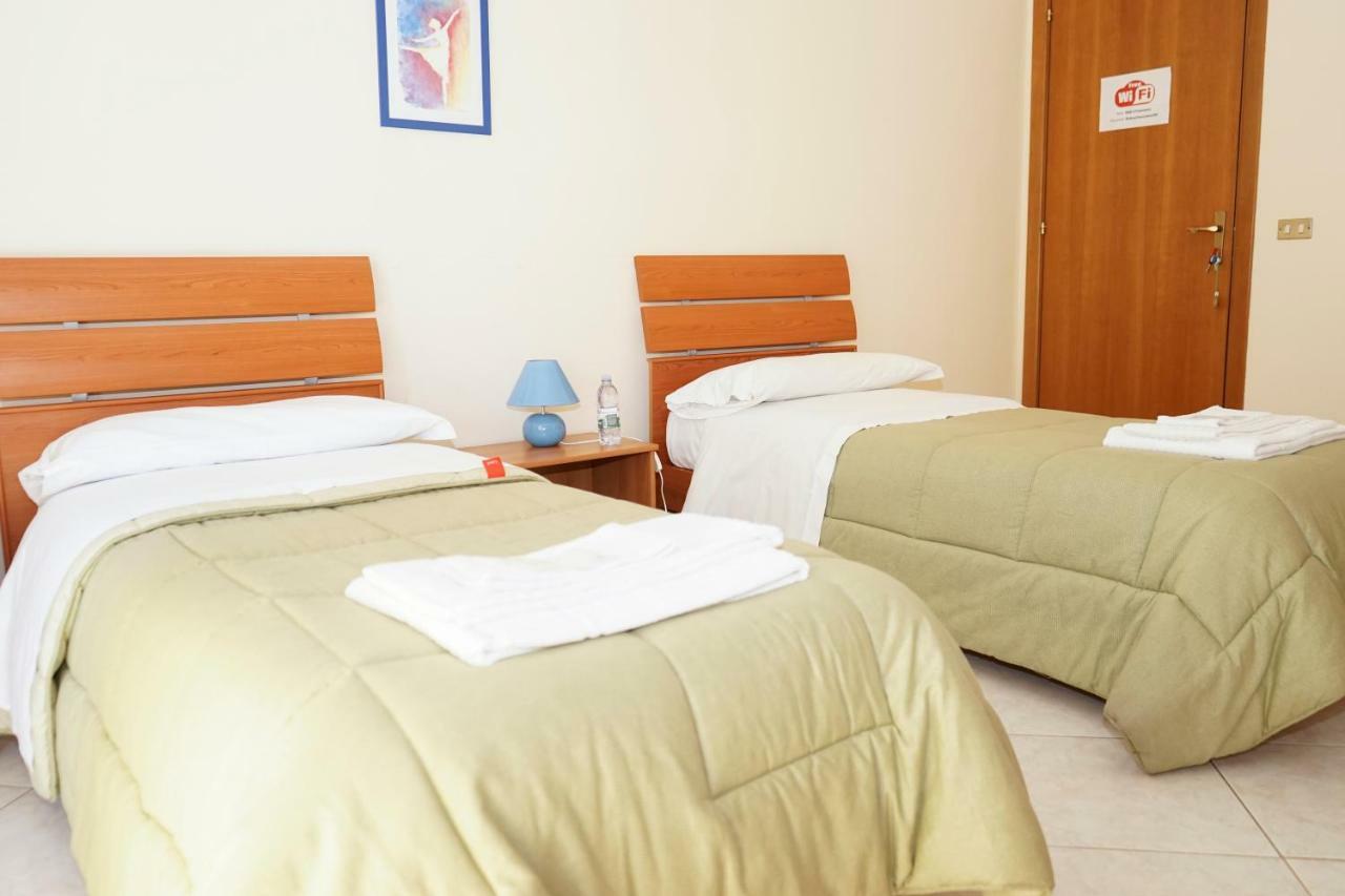 B&B San Francesco Nicosia Bagian luar foto